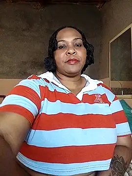 Snapshot of Moretl chatting on April 8, 2026, 12:39 pm Moretl online show from April 8, 2026, 12:39 pm