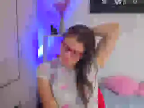 Camila-ventura online show from November 12, 2025, 7:51 pm