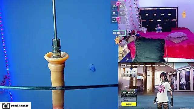 Snapshot of demi_chan chatting on April 7, 2026, 7:32 am demi chan online show from April 7, 2026, 7:32 am