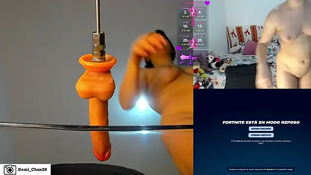 Snapshot of demi_chan chatting on February 24, 2026, 7:42 am demi chan online show from February 24, 2026, 7:42 am