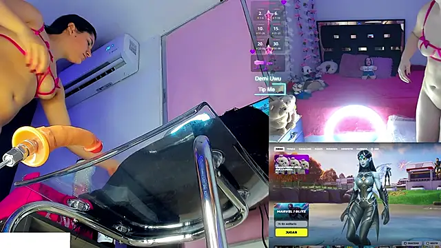 Snapshot of demi_chan chatting on April 1, 2026, 5:53 am demi chan online show from April 1, 2026, 5:53 am