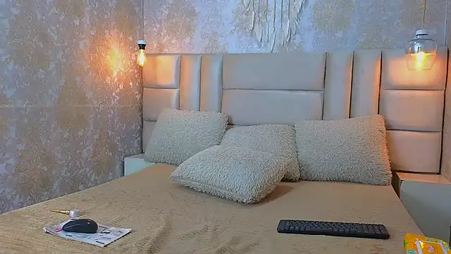 Snapshot of NataliePetite3x chatting on February 27, 2026, 12:16 pm NataliePetite3x online show from February 27, 2026, 12:16 pm