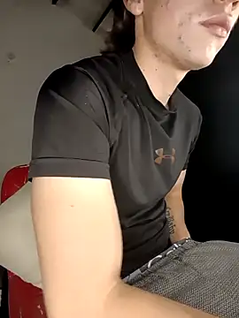 Snapshot of Logan_sixxer chatting on February 15, 2026, 5:12 pm Logan sixxer online show from February 15, 2026, 5:12 pm