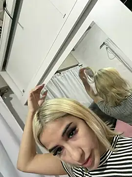 Snapshot of Babylovetiernax chatting on April 9, 2026, 10:05 pm Babylovetiernax online show from April 9, 2026, 10:05 pm