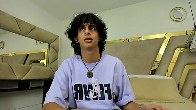 Snapshot of Ibratxandy chatting on November 5, 2025, 8:12 pm Ibratxandy online show from November 5, 2025, 8:12 pm