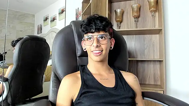 Ibratxandy online show from March 10, 2026, 9:19 pm