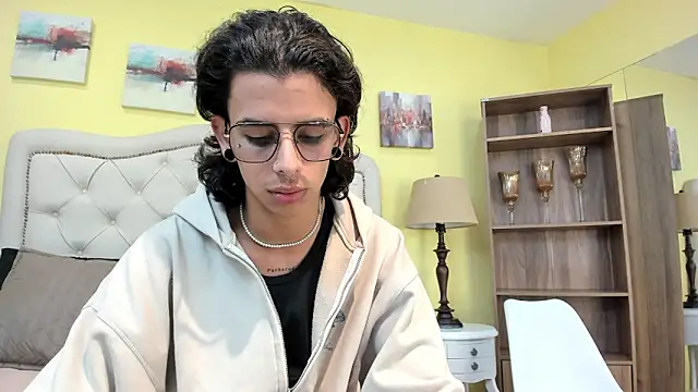 Snapshot of Ibratxandy chatting on December 21, 2025, 12:51 pm Ibratxandy online show from December 21, 2025, 12:51 pm