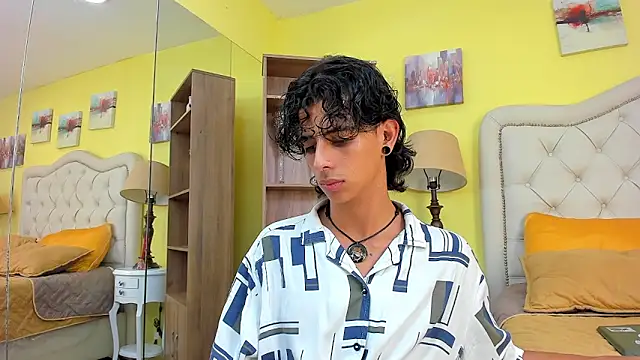 Snapshot of Ibratxandy chatting on October 15, 2025, 9:12 pm Ibratxandy online show from October 15, 2025, 9:12 pm