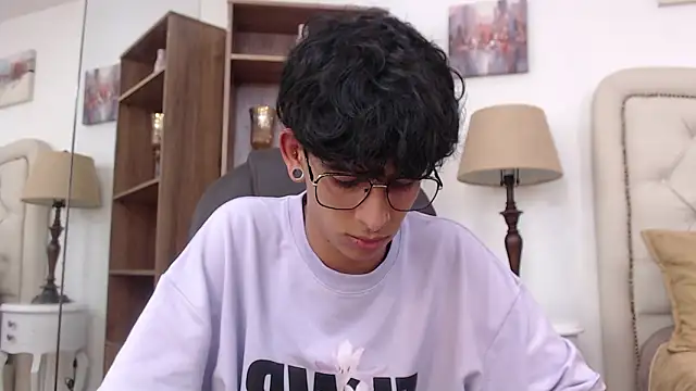 Ibratxandy online show from March 21, 2026, 7:51 pm