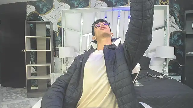 Ibratxandy online show from April 9, 2026, 12:22 pm