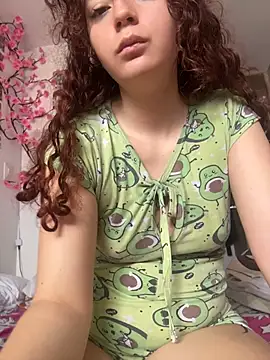 Snapshot of Sharon_Black chatting on June 25, 2026, 1:05 pm Sharon Black online show from June 25, 2026, 1:05 pm
