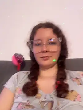 Snapshot of Sharon_Black chatting on April 24, 2026, 2:08 pm Sharon Black online show from April 24, 2026, 2:08 pm