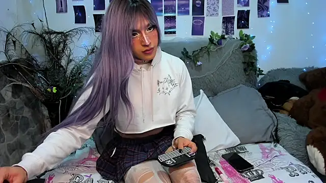 Snapshot of _viollette_ chatting on February 10, 2026, 11:59 pm viollette online show from February 10, 2026, 11:59 pm