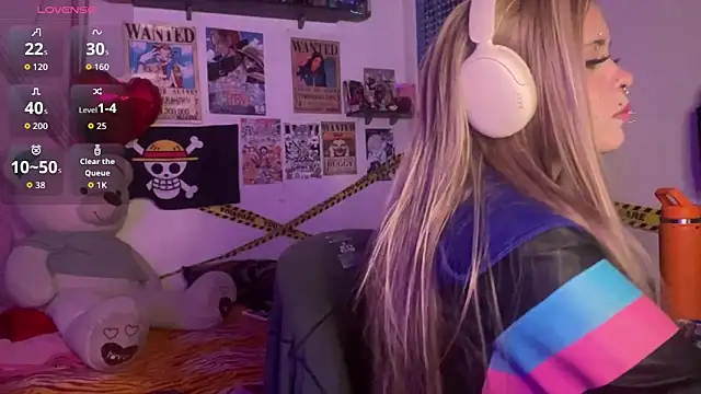 PixelKitty  online show from April 23, 2026, 2:40 am