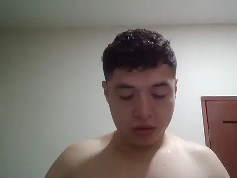 Snapshot of VosBaja chatting on October 27, 2025, 5:52 am VosBaja online show from October 27, 2025, 5:52 am