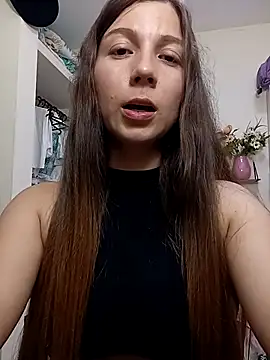 Arianna Moss online show from April 7, 2026, 1:51 am