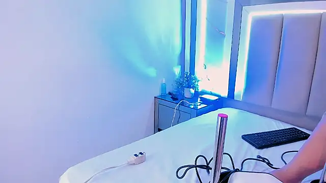 melodycharlotte online show from November 27, 2025, 12:49 pm