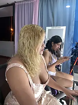 Snapshot of lilith_cut3 chatting on February 17, 2026, 1:03 am lilith cut3 online show from February 17, 2026, 1:03 am