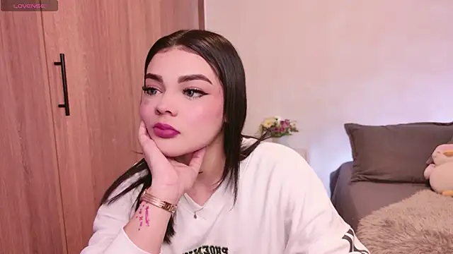 Snapshot of DulceDuarte chatting on November 7, 2025, 4:39 am DulceDuarte online show from November 7, 2025, 4:39 am