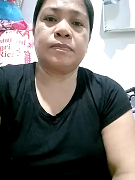 Snapshot of pinay_labb chatting on January 15, 2026, 11:41 pm pinay labb online show from January 15, 2026, 11:41 pm