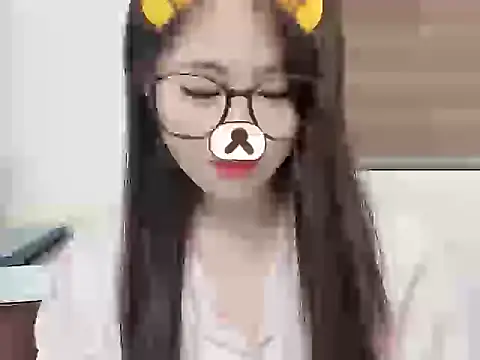 Amelia-babee online show from September 20, 2025, 11:37 am