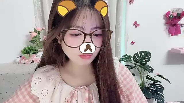 Amelia-babee online show from June 26, 2026, 3:23 am