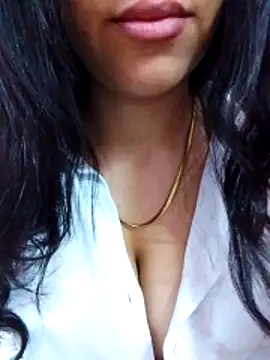 Snapshot of Princessa05 chatting on March 4, 2026, 1:30 pm Princessa05 online show from March 4, 2026, 1:30 pm