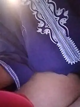 Snapshot of JuicyBigcock@xh chatting on October 4, 2025, 2:51 pm JuicyBigcockxh online show from October 4, 2025, 2:51 pm