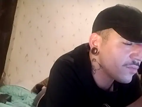 Snapshot of JuicyBigcock@xh chatting on October 27, 2025, 11:38 pm JuicyBigcockxh online show from October 27, 2025, 11:38 pm