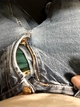 Ajayy01 online show from November 17, 2025, 4:11 pm