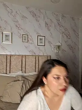 Snapshot of Paula_And chatting on March 10, 2026, 11:36 am Paula And online show from March 10, 2026, 11:36 am