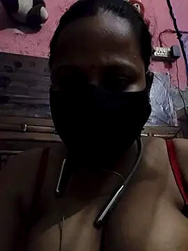 Snapshot of shalubhabhi69 chatting on November 22, 2025, 7:13 pm shalubhabhi69 online show from November 22, 2025, 7:13 pm