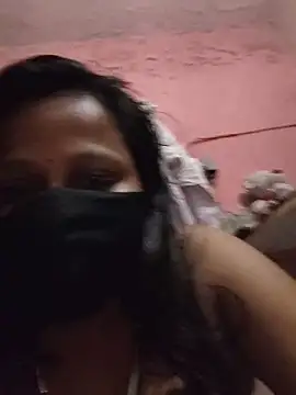 Snapshot of shalubhabhi69 chatting on November 8, 2025, 6:11 pm shalubhabhi69 online show from November 8, 2025, 6:11 pm