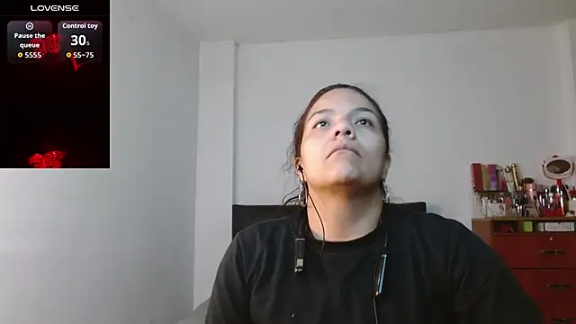 Snapshot of Megan_Milf__ chatting on February 16, 2026, 9:45 pm Megan Milf online show from February 16, 2026, 9:45 pm