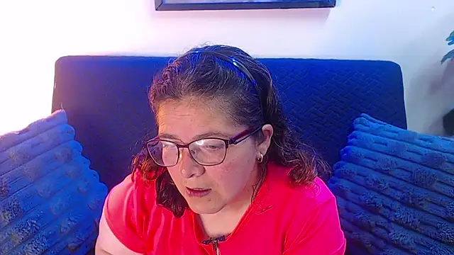 Snapshot of Linda_banks_ chatting on November 30, 2025, 1:50 am Linda banks online show from November 30, 2025, 1:50 am