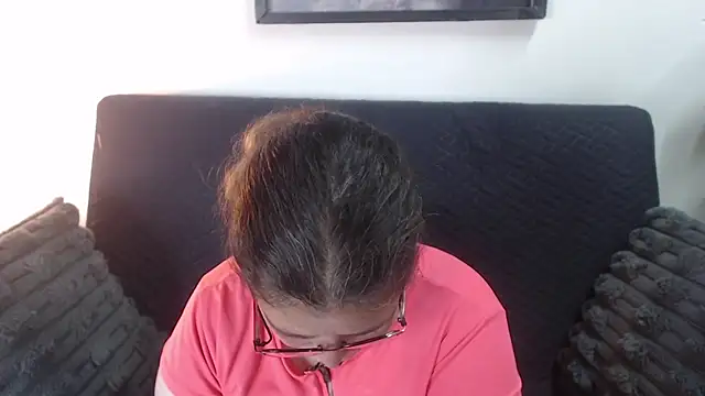 Snapshot of Linda_banks_ chatting on December 5, 2025, 2:00 am Linda banks online show from December 5, 2025, 2:00 am