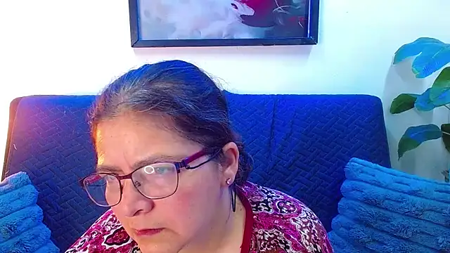 Snapshot of Linda_banks_ chatting on October 2, 2025, 1:31 am Linda banks online show from October 2, 2025, 1:31 am