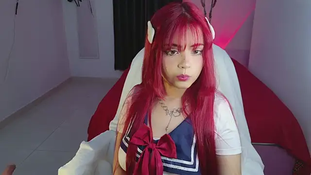 Snapshot of Dolliestgirl_ chatting on October 22, 2025, 10:08 pm Dolliestgirl online show from October 22, 2025, 10:08 pm