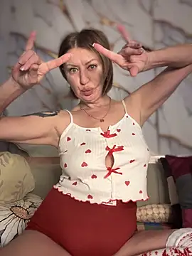 Snapshot of Milena-MilfaXXX chatting on December 23, 2025, 1:05 am Milena-MilfaXXX online show from December 23, 2025, 1:05 am