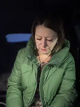 Snapshot of Milena-MilfaXXX chatting on January 18, 2026, 1:53 am Milena-MilfaXXX online show from January 18, 2026, 1:53 am