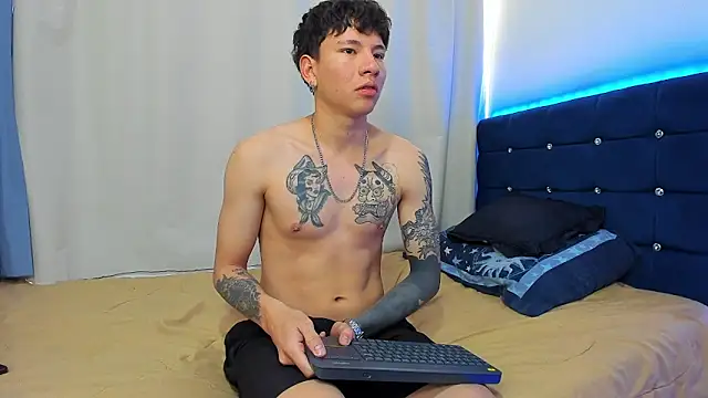 Tatiiana n Damiian online show from October 20, 2025, 9:48 pm