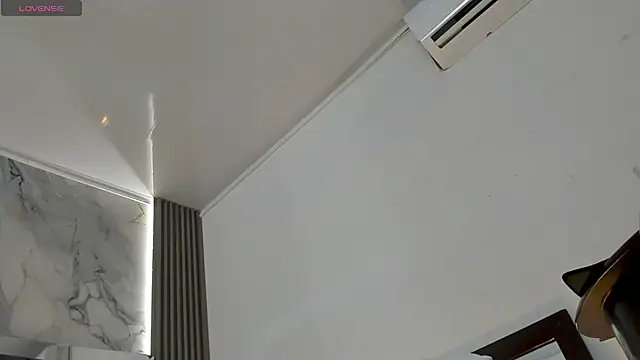 Snapshot of SweetCata_ts chatting on January 9, 2026, 10:44 am SweetCata ts online show from January 9, 2026, 10:44 am