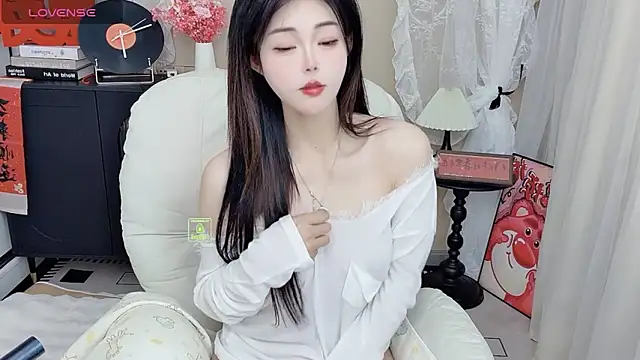 Snapshot of CeeKie chatting on March 21, 2026, 3:30 am CeeKie online show from March 21, 2026, 3:30 am