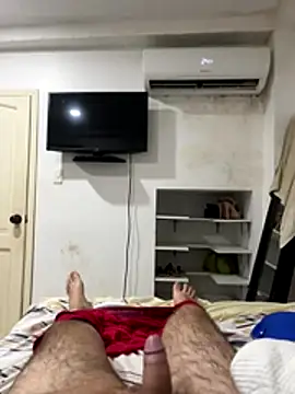 Snapshot of 123realE chatting on October 30, 2025, 12:31 am 123realE online show from October 30, 2025, 12:31 am