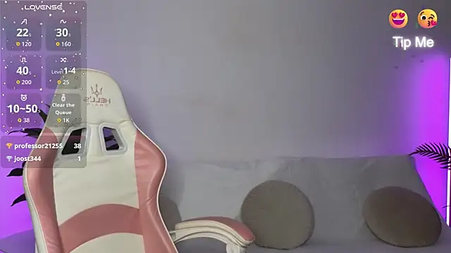 Snapshot of AlexsisFaee chatting on November 28, 2025, 9:15 pm AlexsisFaee online show from November 28, 2025, 9:15 pm