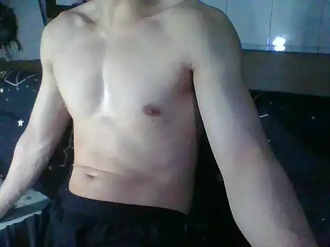 malacobi0 online show from September 24, 2025, 4:46 pm