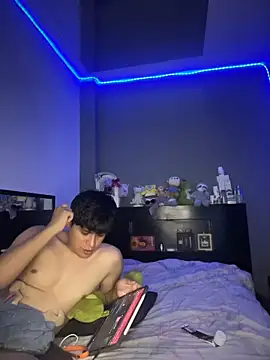 Snapshot of Kailertwink chatting on June 3, 2026, 11:42 pm Kailertwink online show from June 3, 2026, 11:42 pm
