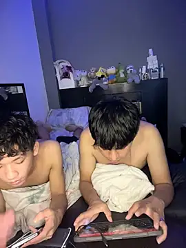 Snapshot of Kailertwink chatting on May 31, 2026, 4:18 am Kailertwink online show from May 31, 2026, 4:18 am