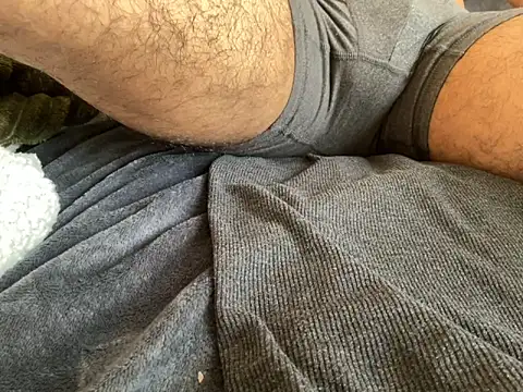 Snapshot of goldwoof chatting on April 4, 2026, 5:58 am goldwoof online show from April 4, 2026, 5:58 am