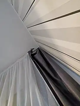 Snapshot of ShineBright88 chatting on March 17, 2026, 7:28 pm ShineBright88 online show from March 17, 2026, 7:28 pm